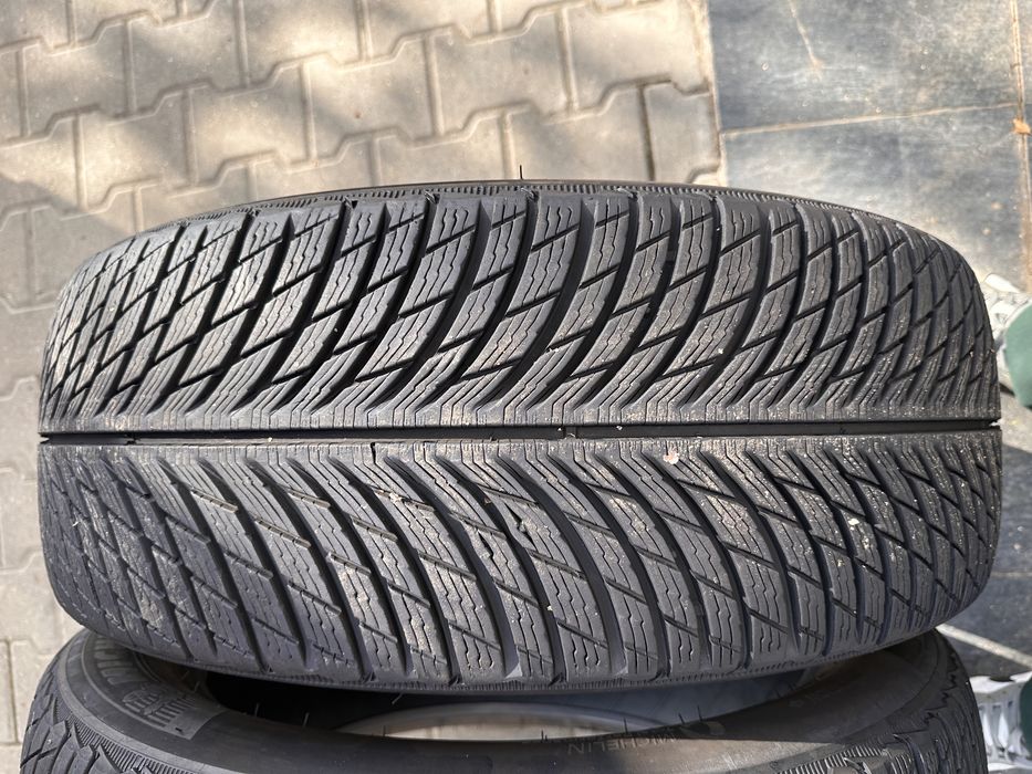255/50/20 michelin