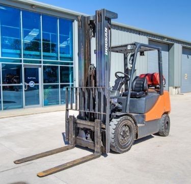 Вилочний навантажувач Doosan