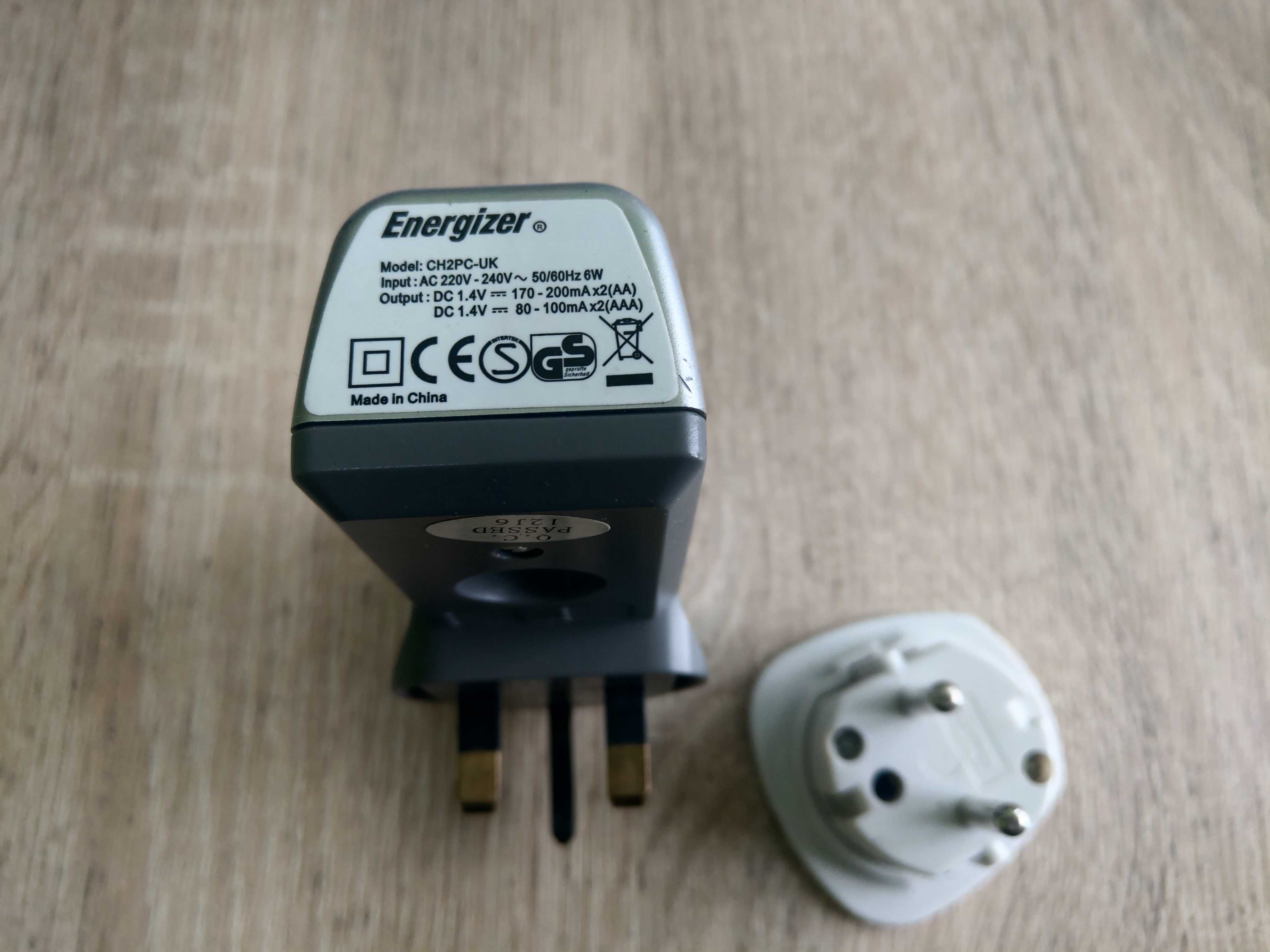 Ładowarka Energizer do baterii 2x AA lub AAA Ang. wejście + adapter PL