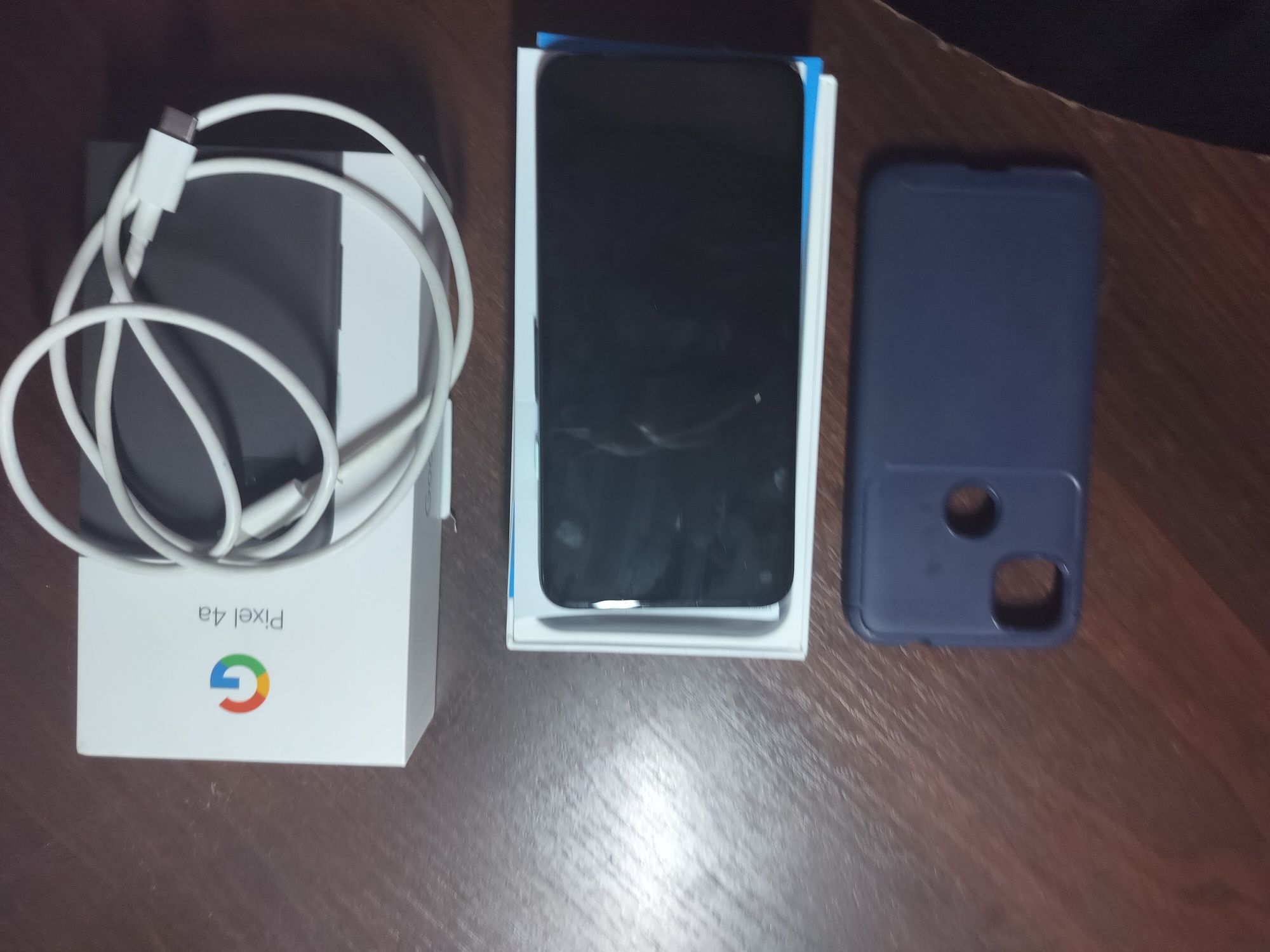 Продам смартфон pixel 4a