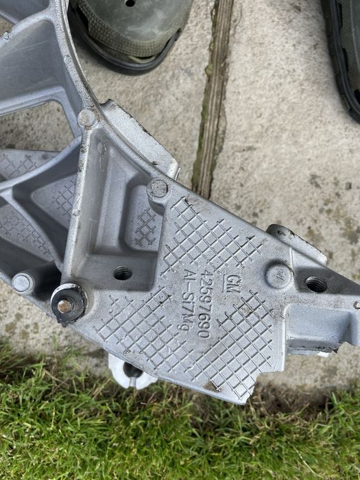 chevrolet bolt euv 2021 підрамнник пошкоджений