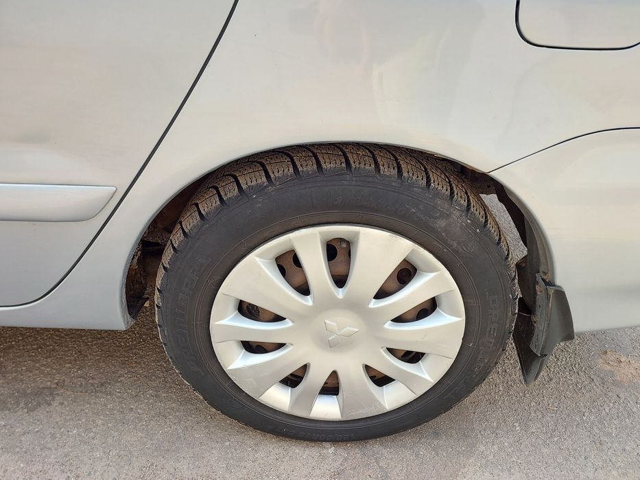 Продам Mitsubishi lancer 9 один хозяин с ГБО