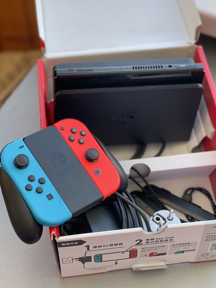 Ігрова консоль Nintendo Switch OLED 64GB +32 GB