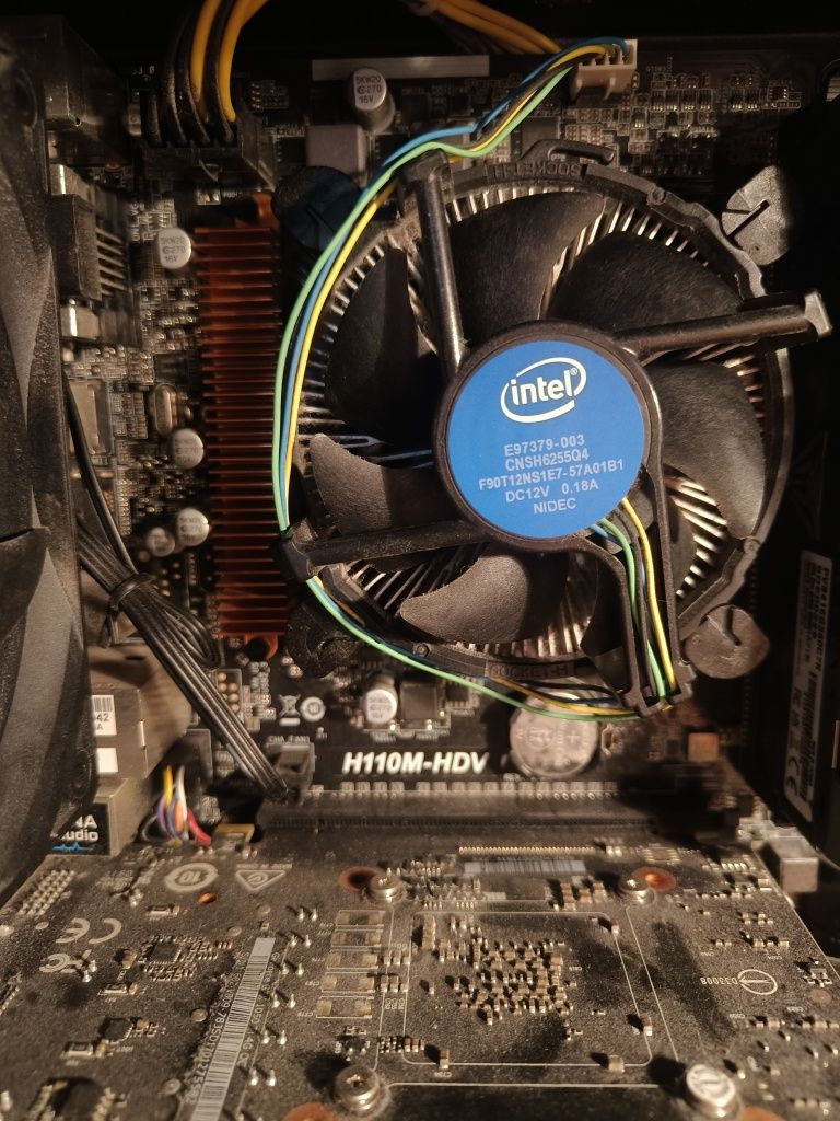 Komputer i5-6500, GTX 1050Ti