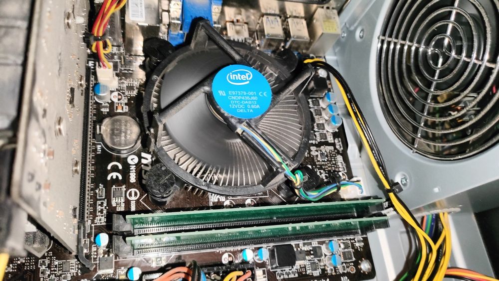 Komputer i3 4130 / GTX 650 TI / 8GB RAM