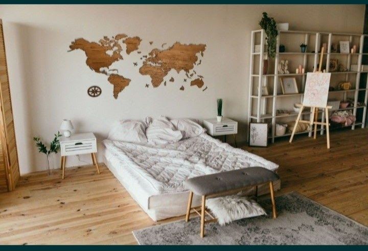Drewniana mapa świata z granicami państw
