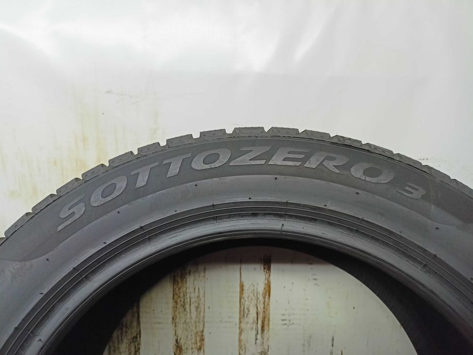 Pirelli SottoZero 3 215/55/17 2015r. 98V 2x6mm (481)