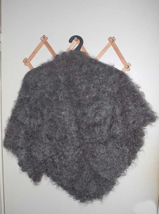 Пуховая косынка - платок. состояние -новое.