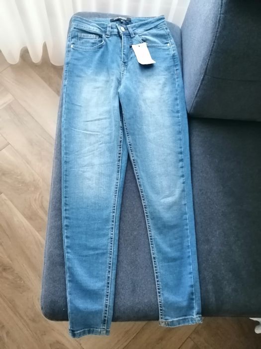 Spodnie jeans 34 Nowe