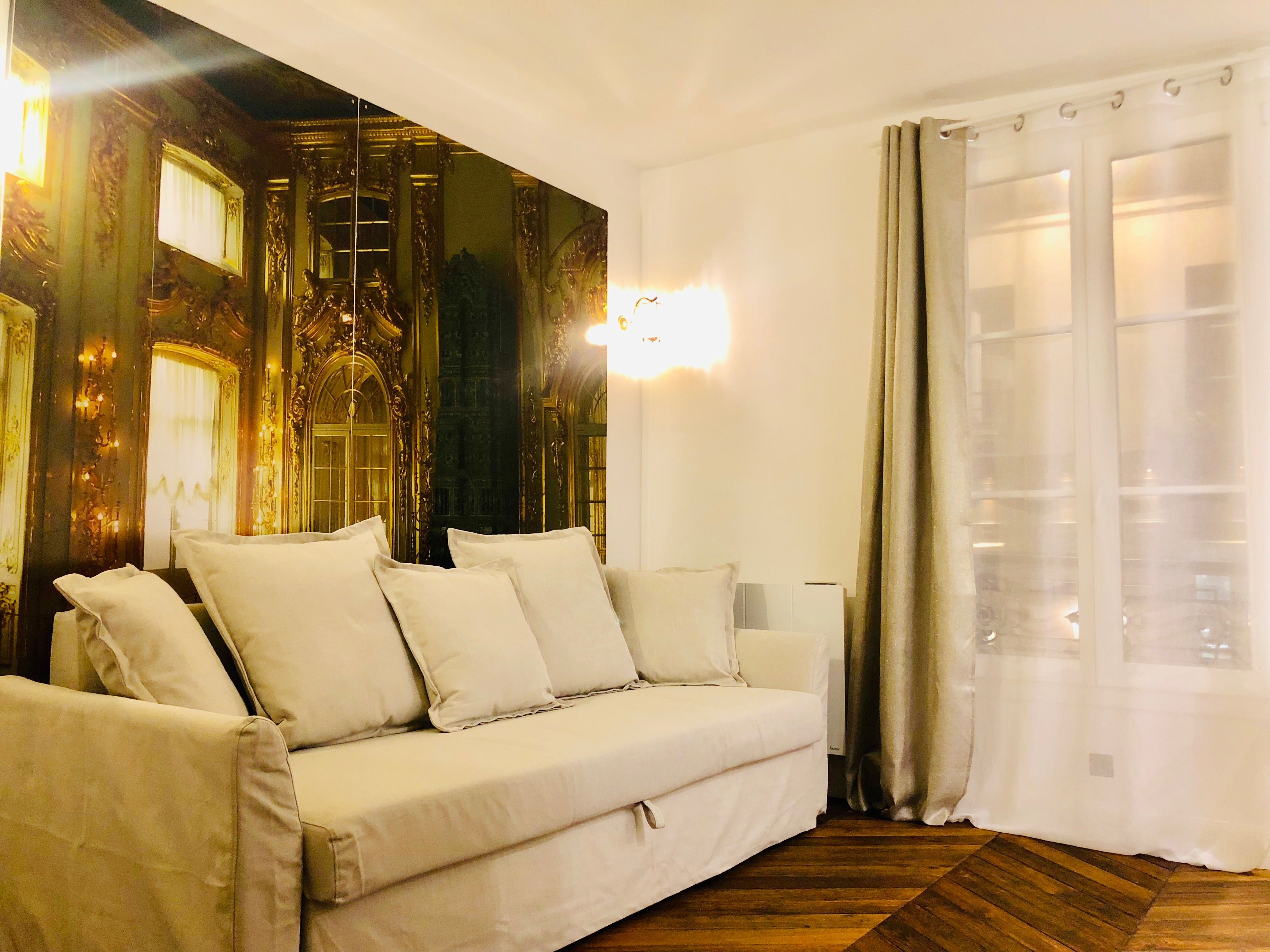 Elegancki apartament w Paryzkiej dzielnicy artystów Montmartre