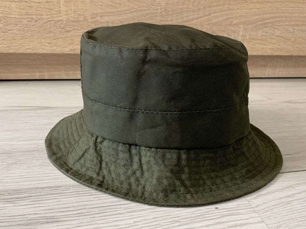 Barbour_Kapelusz Bucket Hat Woskowany Olejak Meski Roz.M