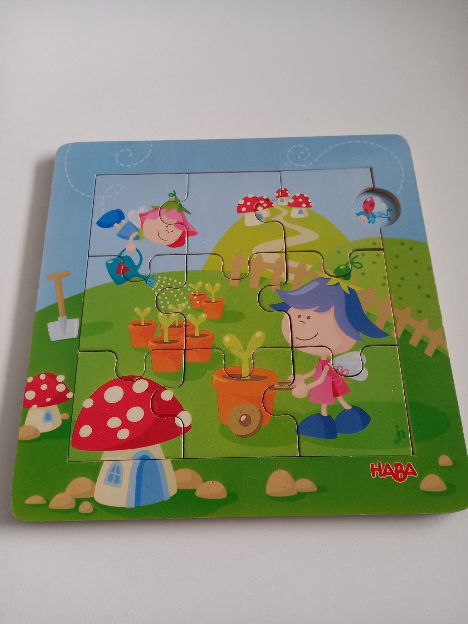 Puzzle com cenario da marca Haba - ótimo estado