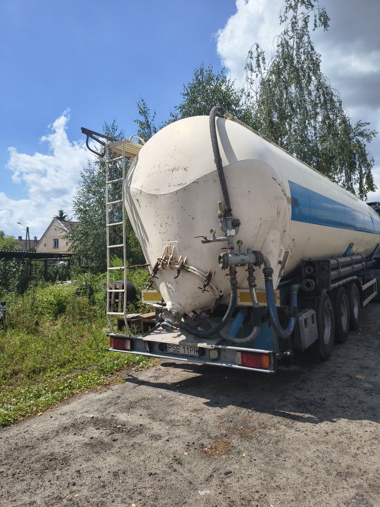 Spitzer feldbinder silos  z dozorem