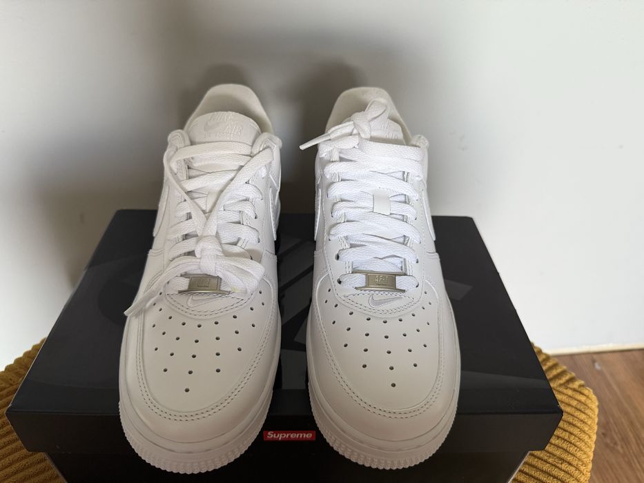 Buty Nike Air Force 1 x Supreme "White" limitowana edycja, 38,5