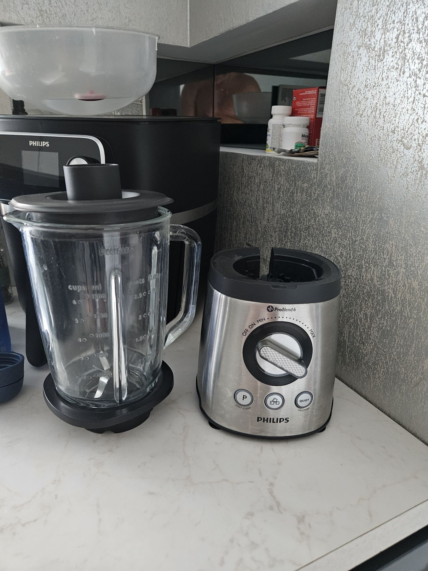 Блендер Philips HR 2195
