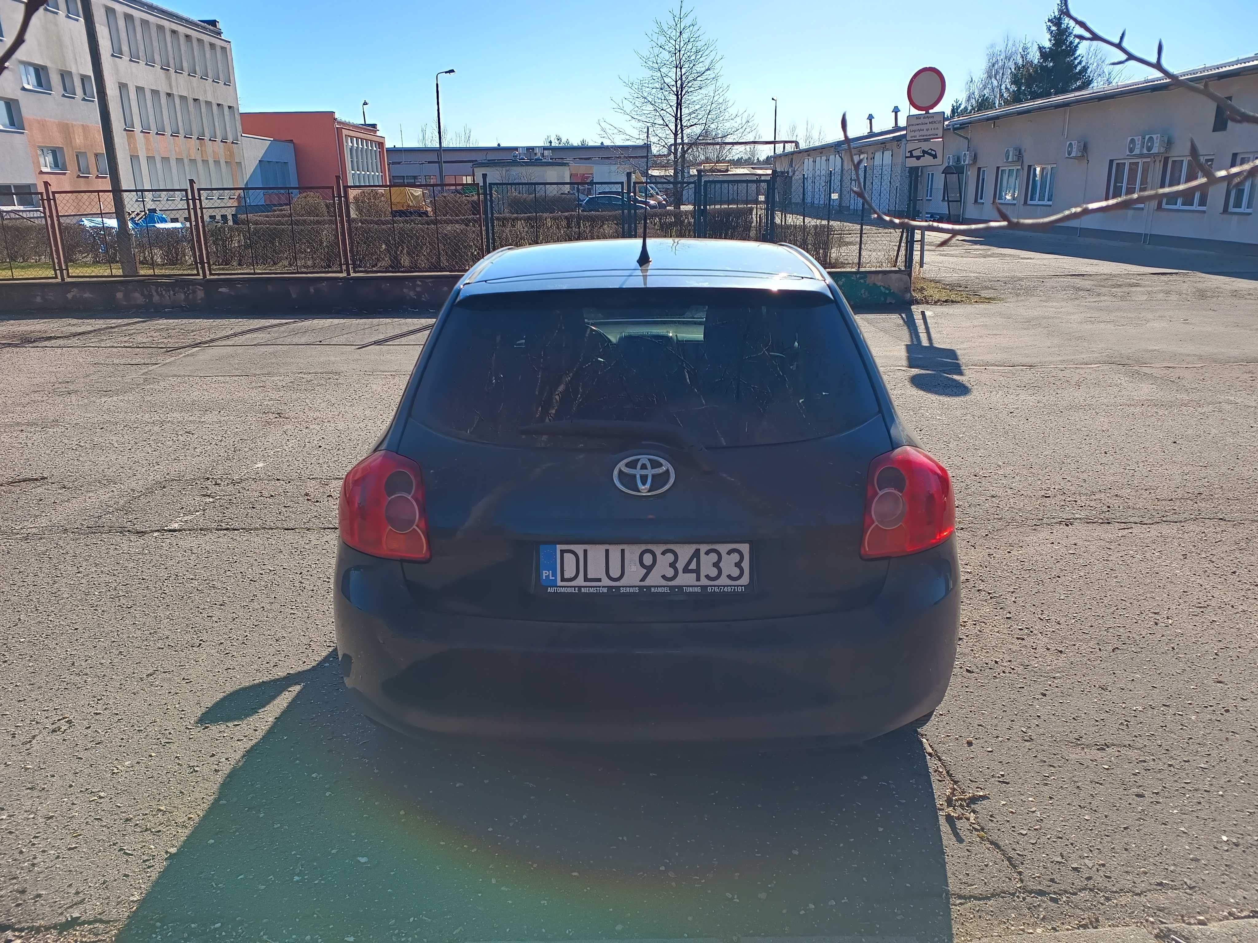 Sprzedam Toyotę Auris generacji 1 rocznik 2008