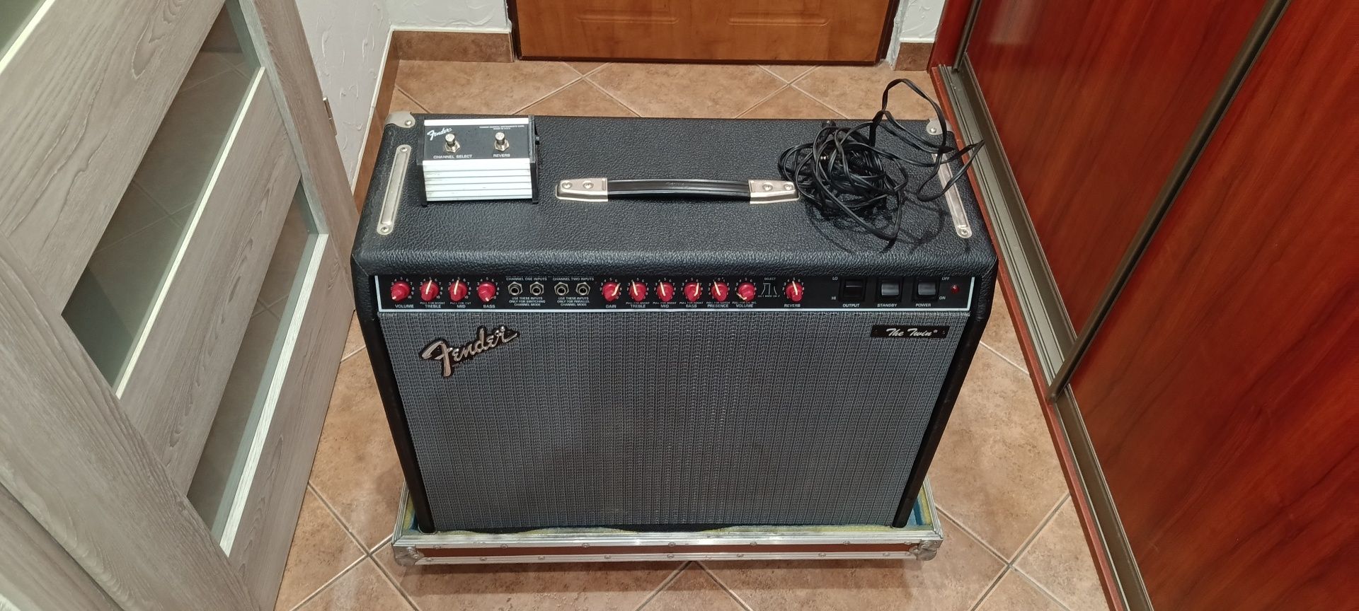 Fender The Twin Red Knob + case