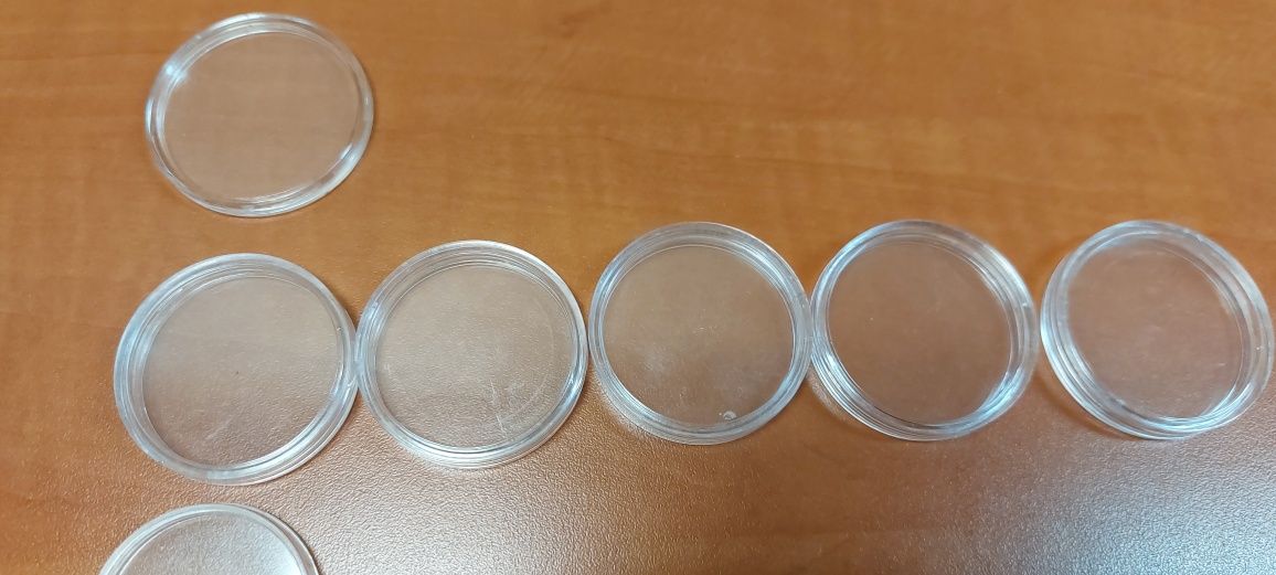 Kapsle na monety 10 sztuk plastik