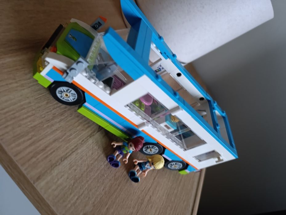 Autko LEGO, złożony model