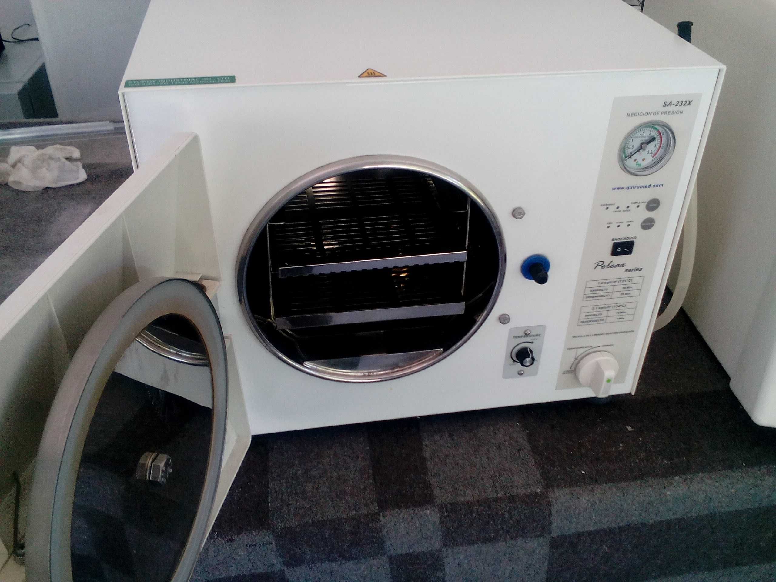 Autoclave de Bancada Sturdy