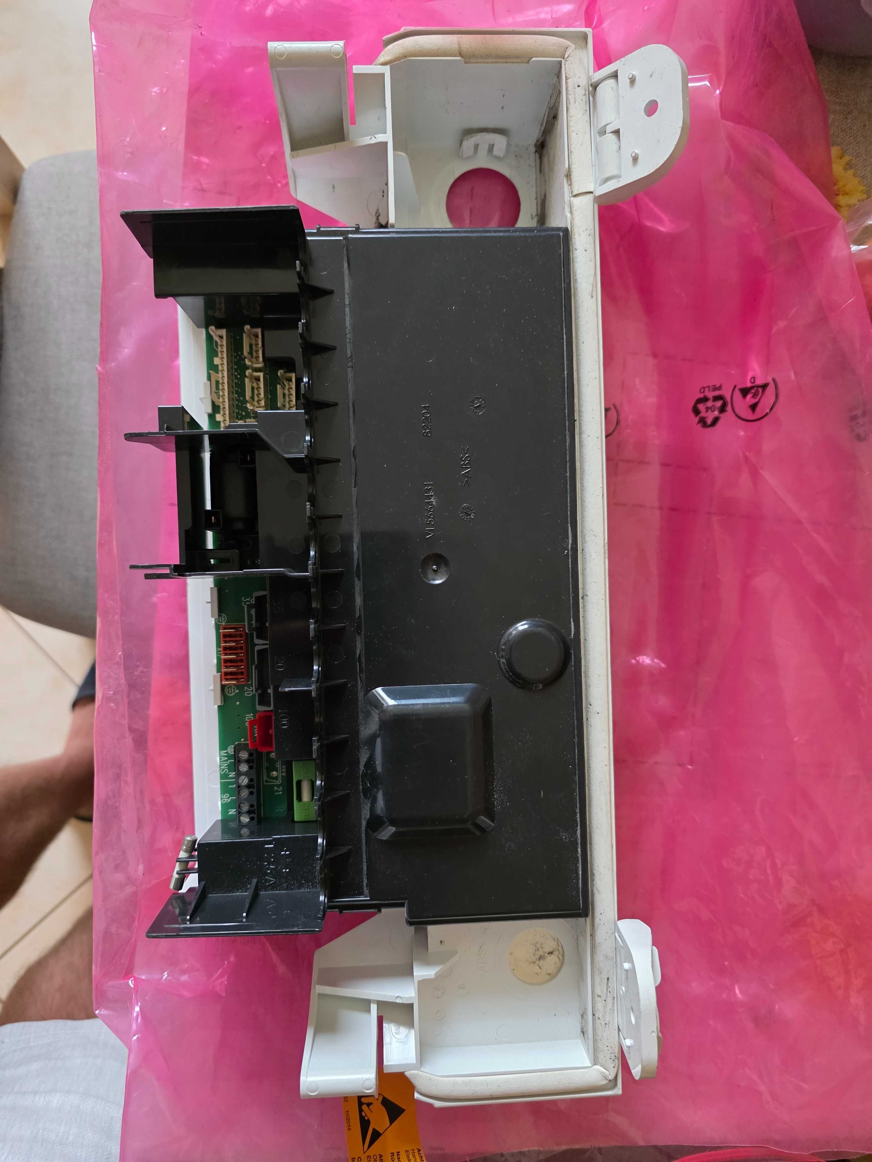 Regulator, sterownik pieca Viessmann Vitodens 100