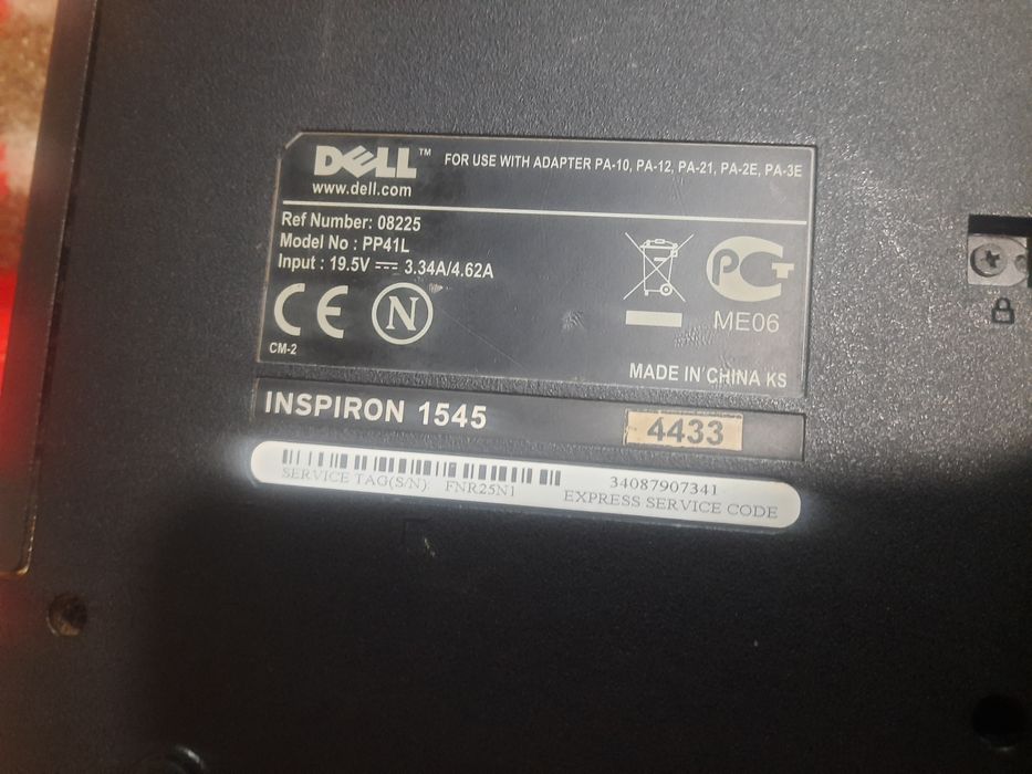 Ноутбук модели Dell