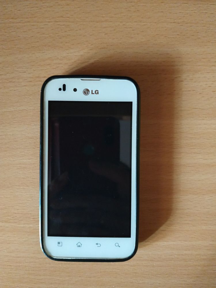 Телефон LG-P970 на запчасти