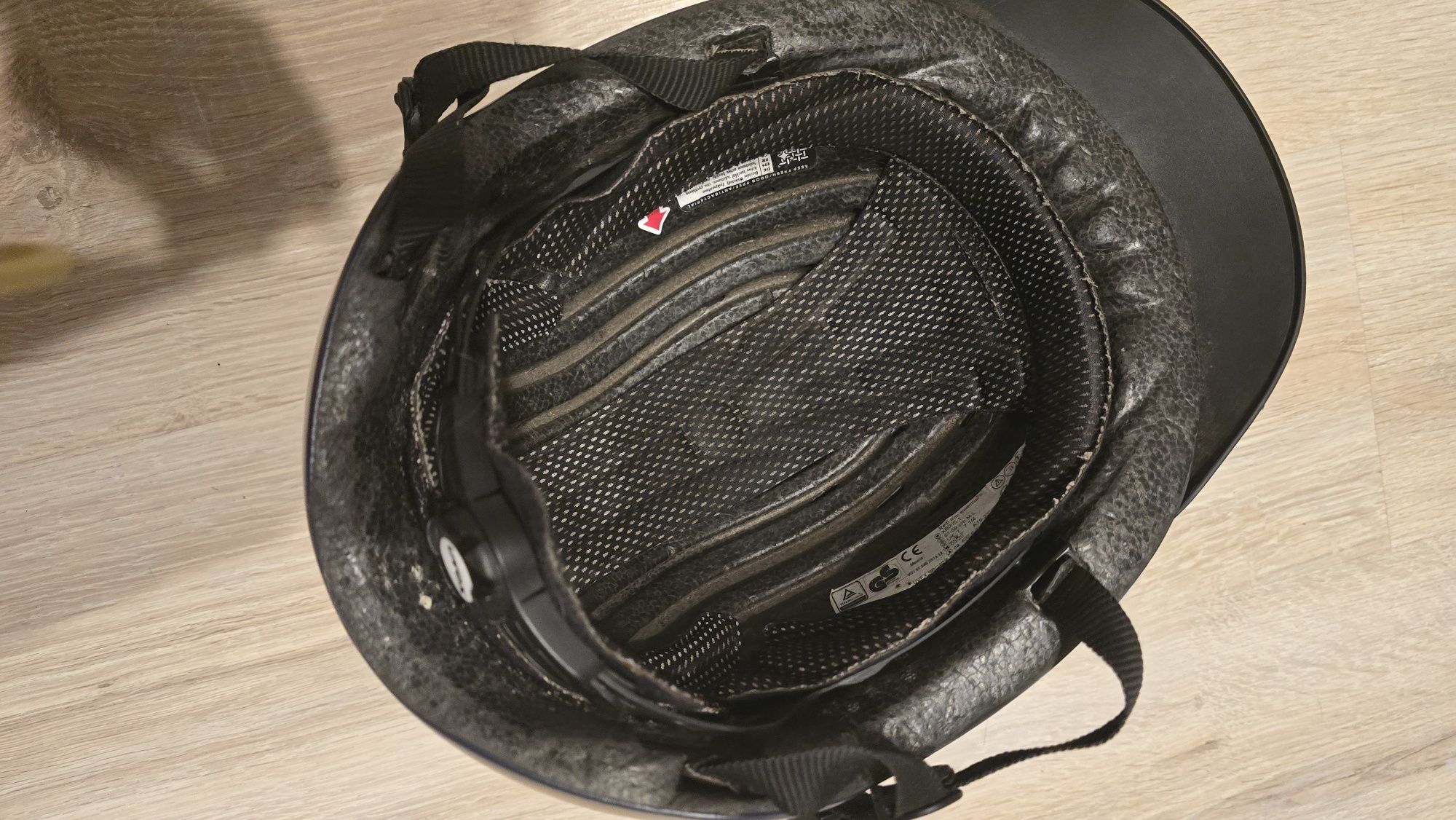 Kask jeździecki UVEX M-L 57-59 cm granatowy