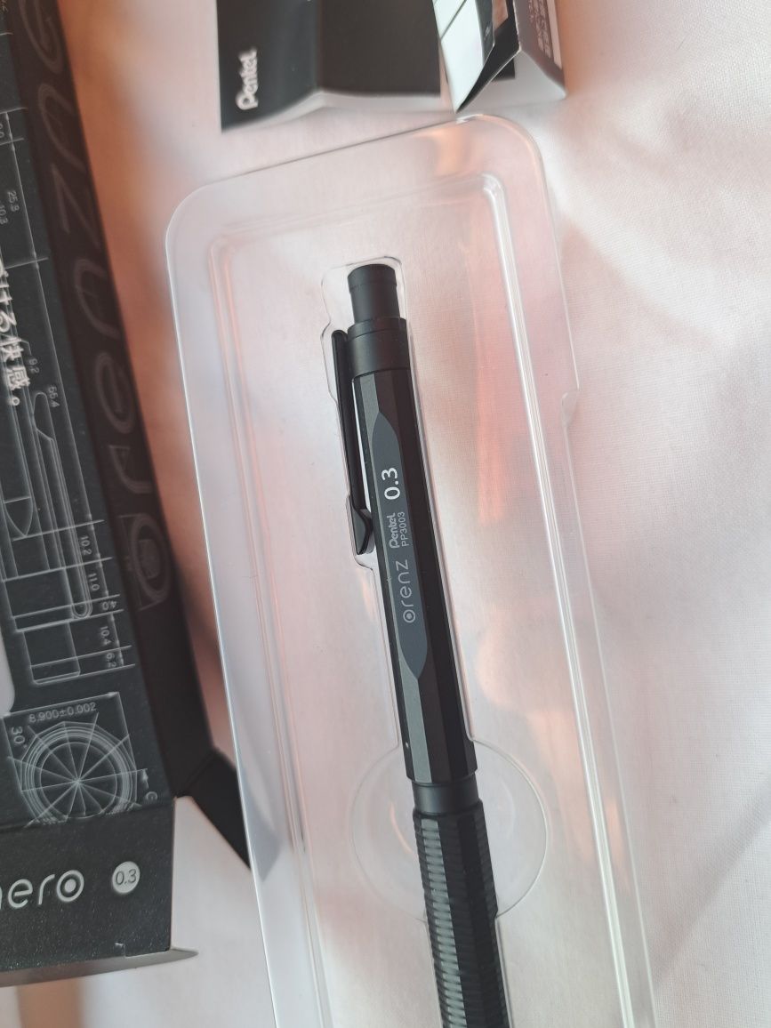 Ołówek automatyczny Orenz Nero Pentel 0,3