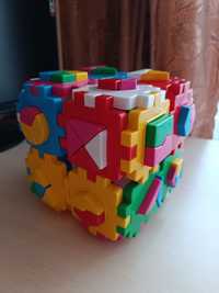 Продам Розвиваючий куб "Розумний малюк Суперлогіка ТехноК