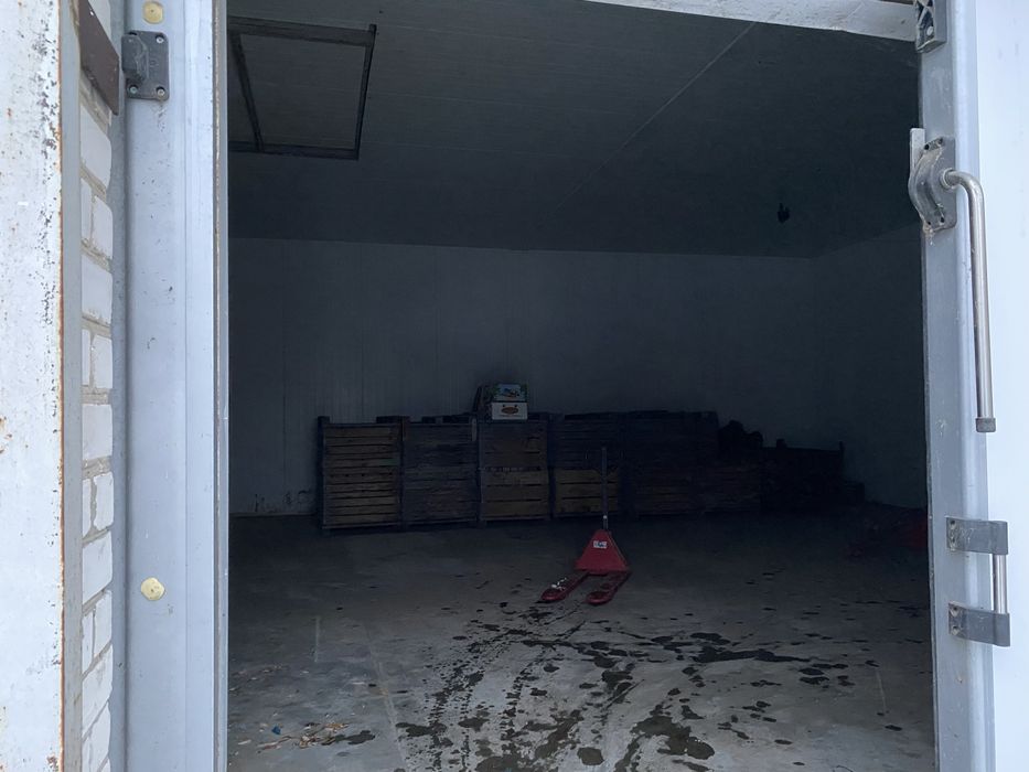 Складське приміщення (склад-холодильник)