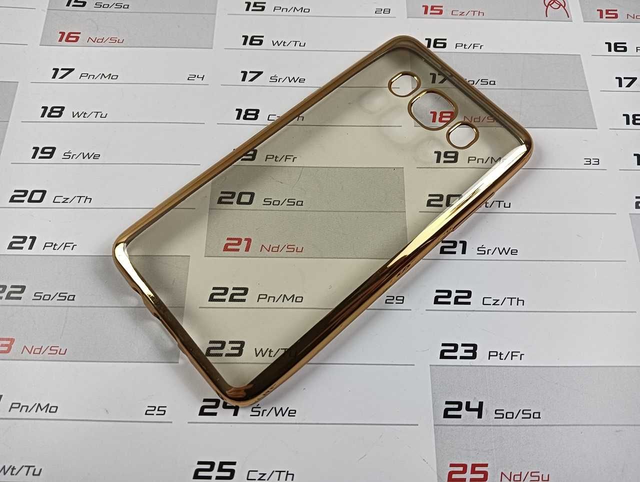 9x Etui Electro do Samsung  J5 2016 + 1x etui carboj j5 2016 szklo