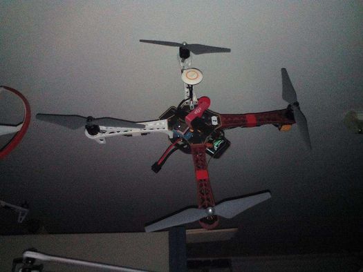 Drone para pesca com GPS e regresso automático ao ponto de partida