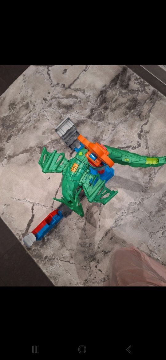 Hot wheels atak smoka tory smok
