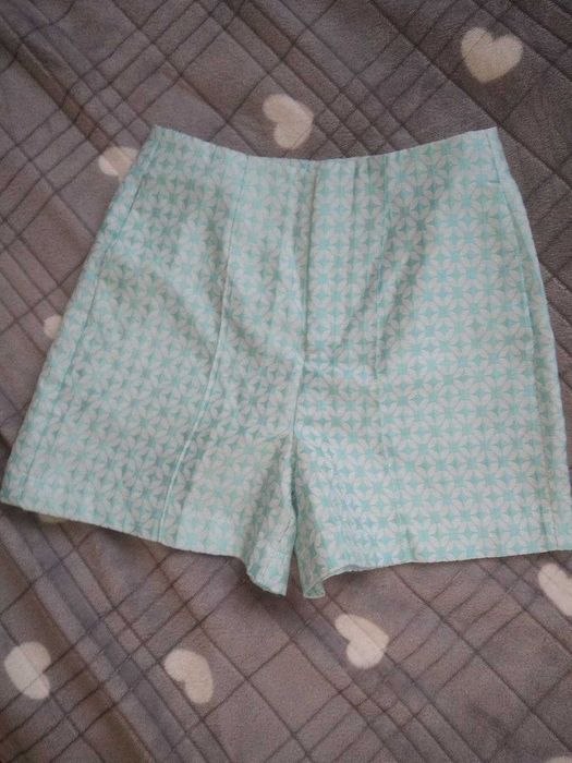 Шорти Missguided XS