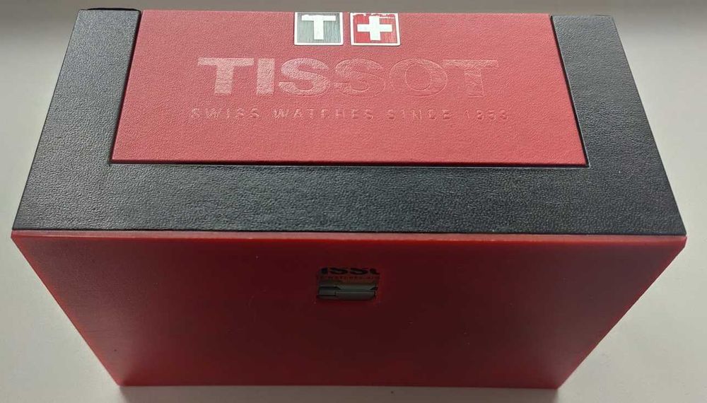 Швейцарський наручний годинник Tissot T60.1.581.32 (оригинал)