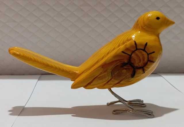 Conjunto de Canários em madeira.