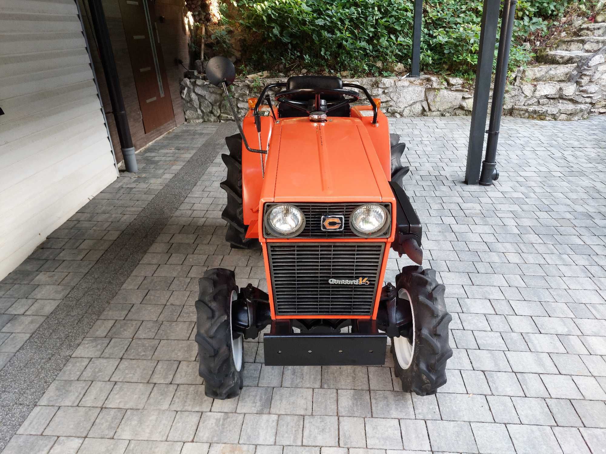 Mini Traktorek Japoński Hinomoto C144 4x4 15km Komplet zaczepów Kubota