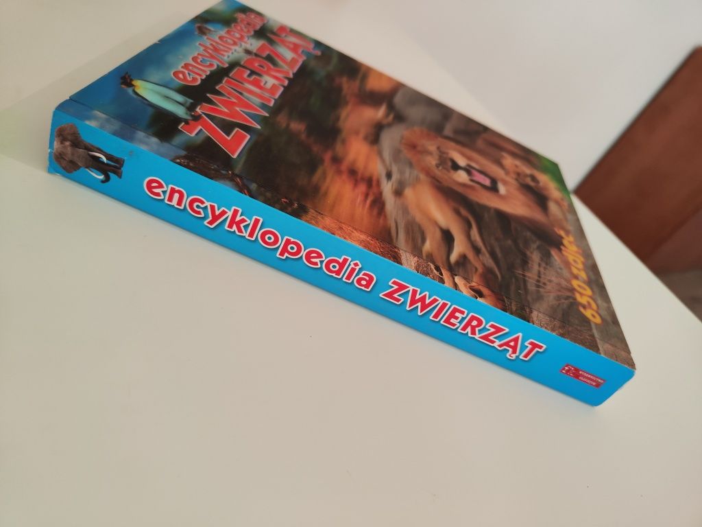 Encyklopedia zwierząt 650 zdjęć - Genevieve Warnau