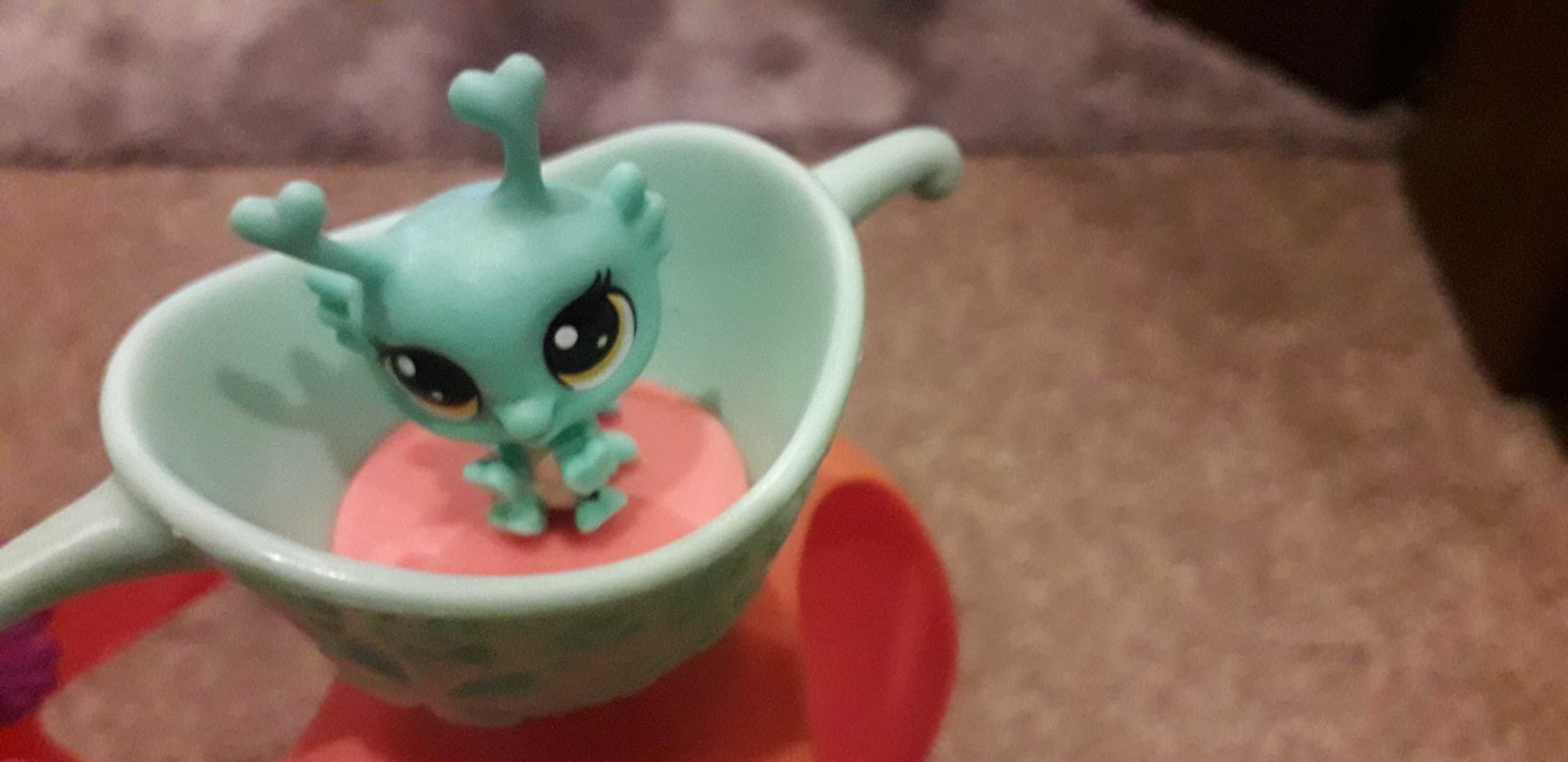 LPS Littlest Pet Shop domek pojazd napędzany łapkami