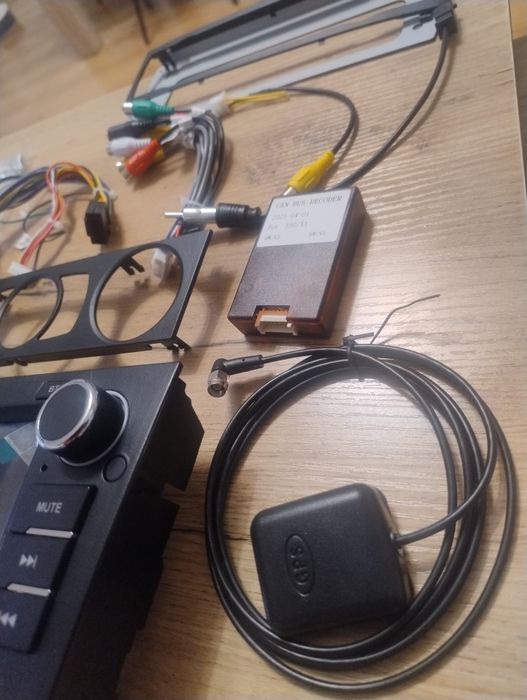 Radio do BMW E90/91/92/93