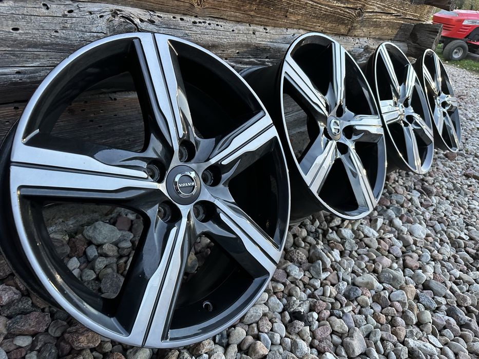 VOLVO V40 V60 S60 S80 V70 S40 XC60 kpl FELGI koła 17” 5x108 R-Design