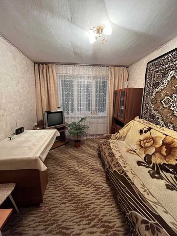Красивая комната в коммуне на ул. Краснова