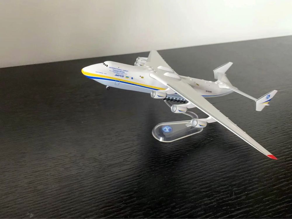 Модель літака АН-225 Мрія