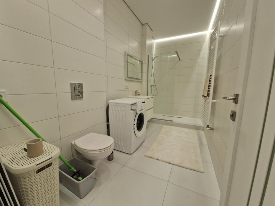 Продаж 2кім новобудови в центрі