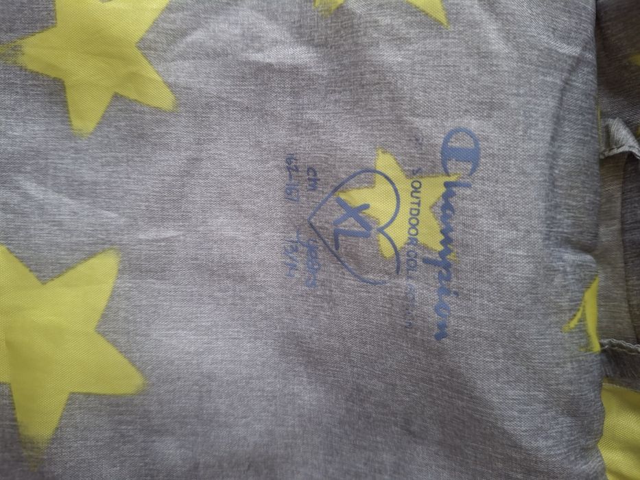 Продам куртку женскую, осень весна