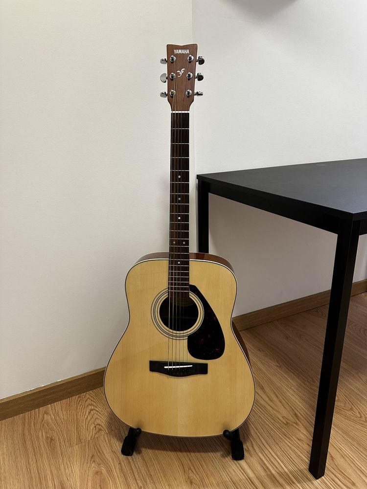 Yamaha F370 como nova + saco