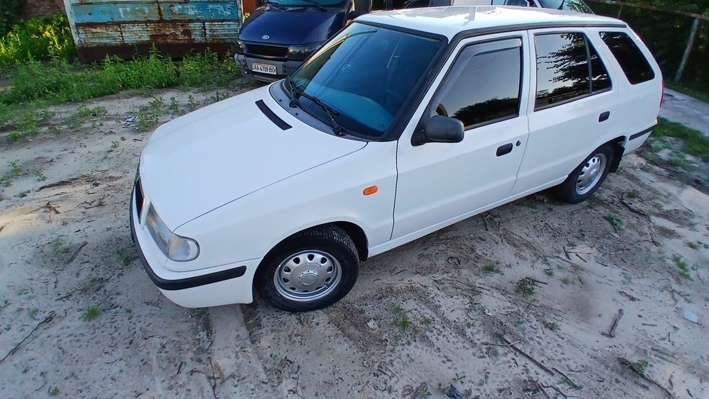 Шкода фелиция 1.3 карб