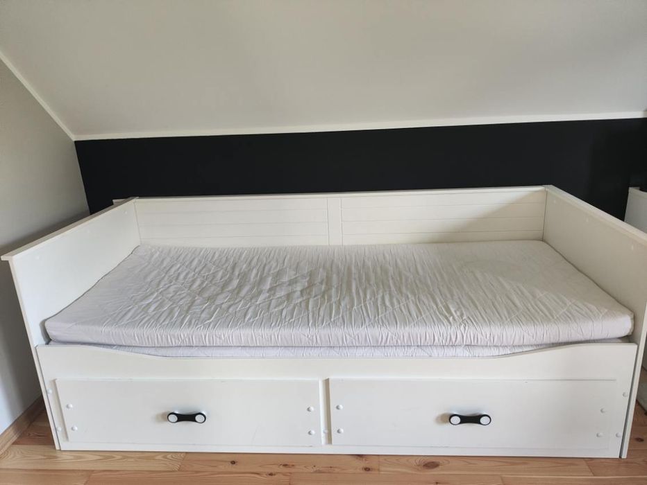 Łóżko dla dziewczynki