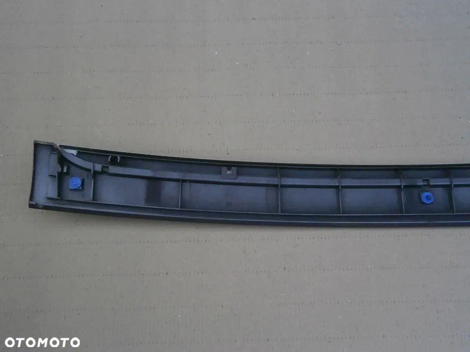 Listwa Klapy Ld7z  Porsche Cayenne 955